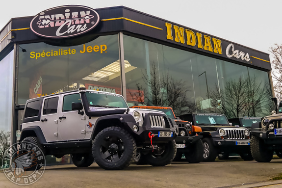 garage jeep