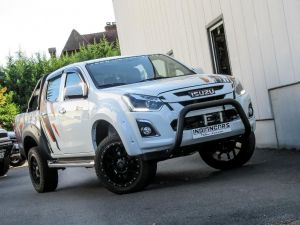 Isuzu